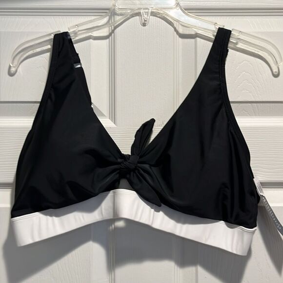 NWT Aqua Couture bikini top with swim shorts size 2x - Picture 2 of 8